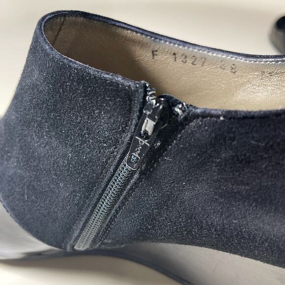 Taryn Rose Black Suede Patent Leather Ankle Boots Wedge Heel Italy Size 38 - Picture 5 of 12